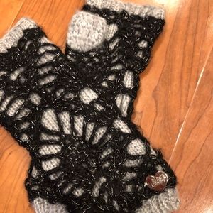 Betsey Johnson Arm warmers